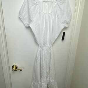 City trianglesXXL white,open back swiss dot dress.Puff sleeve ruffle bottom,MIDI